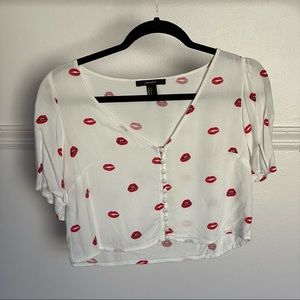 Lipstick Crop
